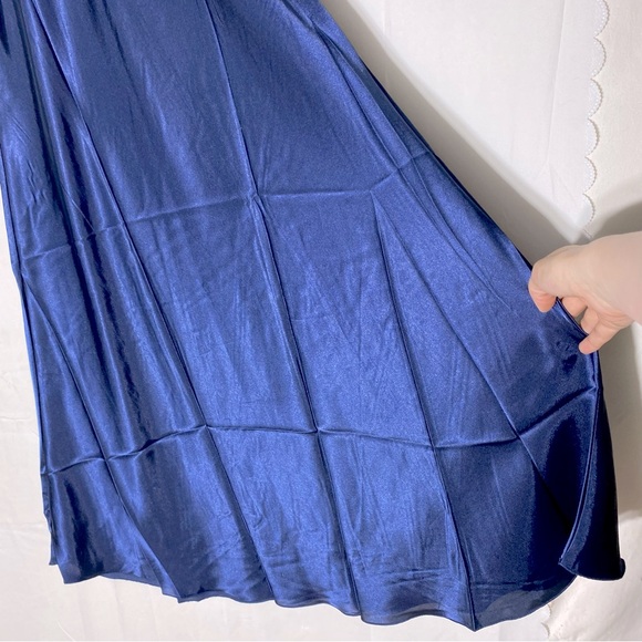 Vintage Blue Satin Maxi Length Lingerie Slip Dress W Lace Appliqué Décolletage L - Picture 11 of 13